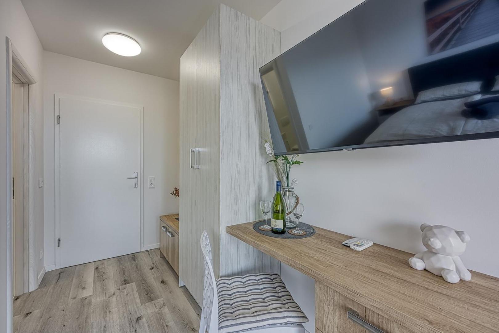 Adites Hotel Dramalj Buitenkant foto